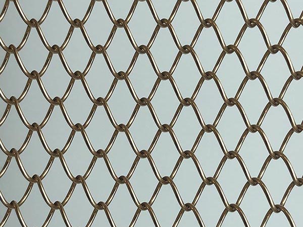 Wire mesh curtain